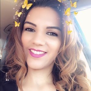 Meet your Posher, Nohemi